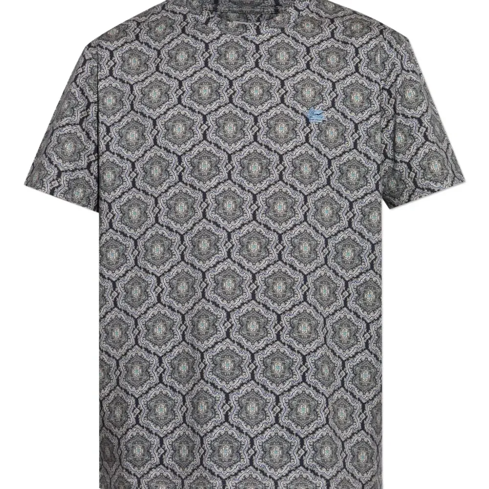 футболка с узором