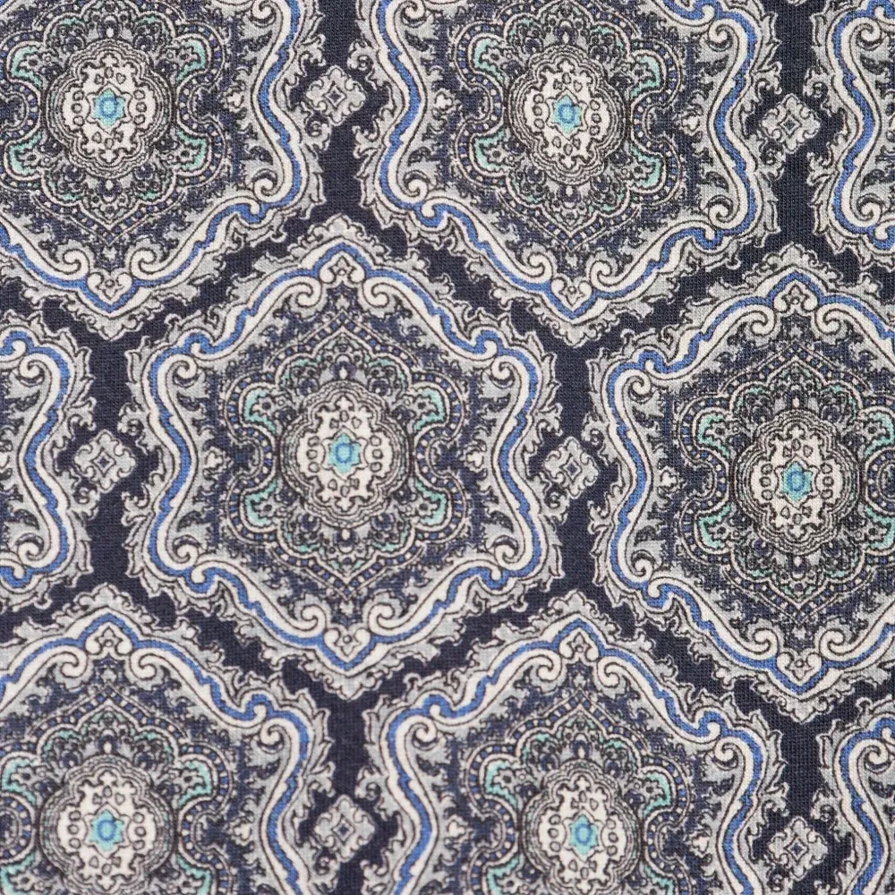 футболка с узором