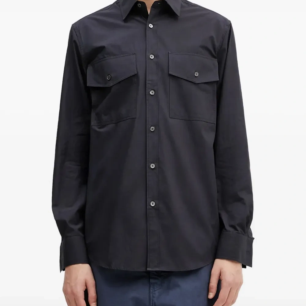 рубашка с карманами