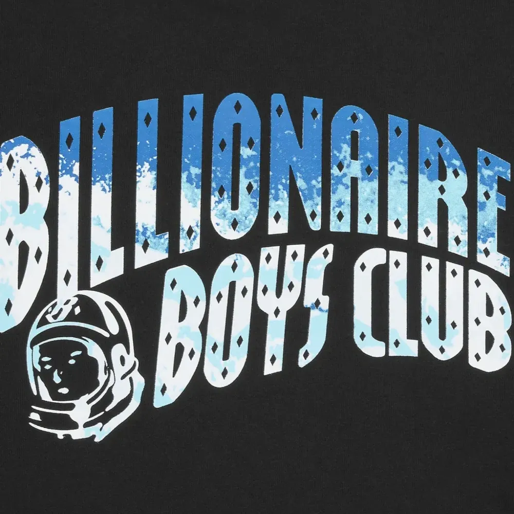 худи с логотипом