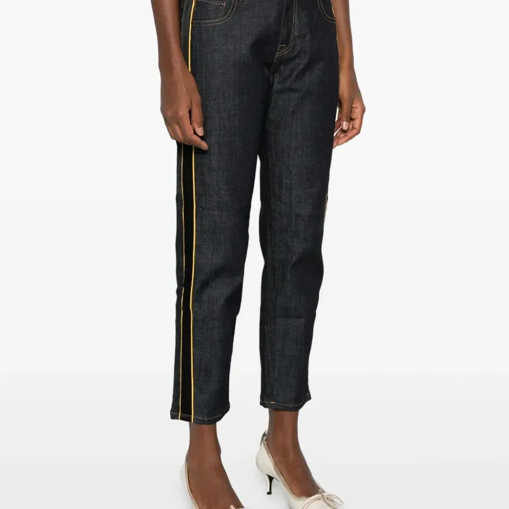 Джинсы с полосатой отделкой