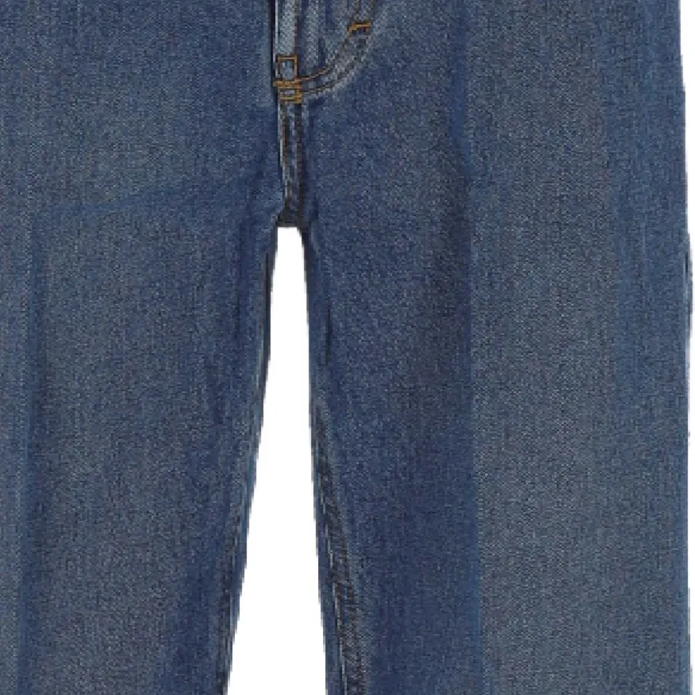 Джинсы с вышивкой