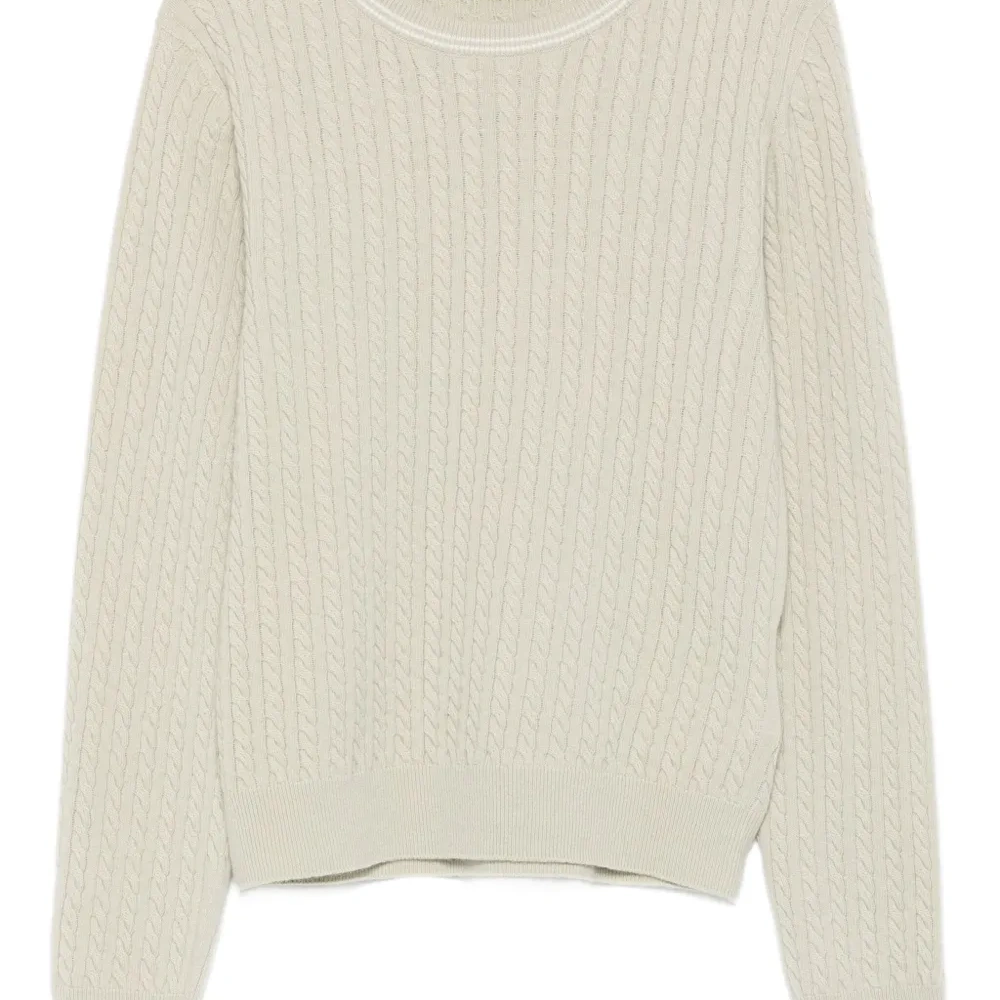 свитер фактурной вязки с круглым вырезом