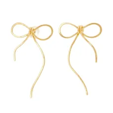 серьги в форме бантов