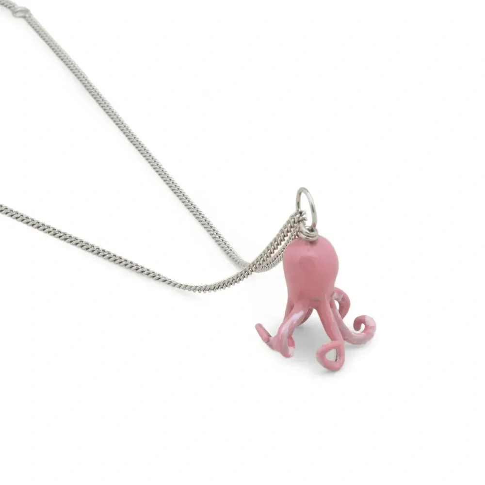 колье с подвеской