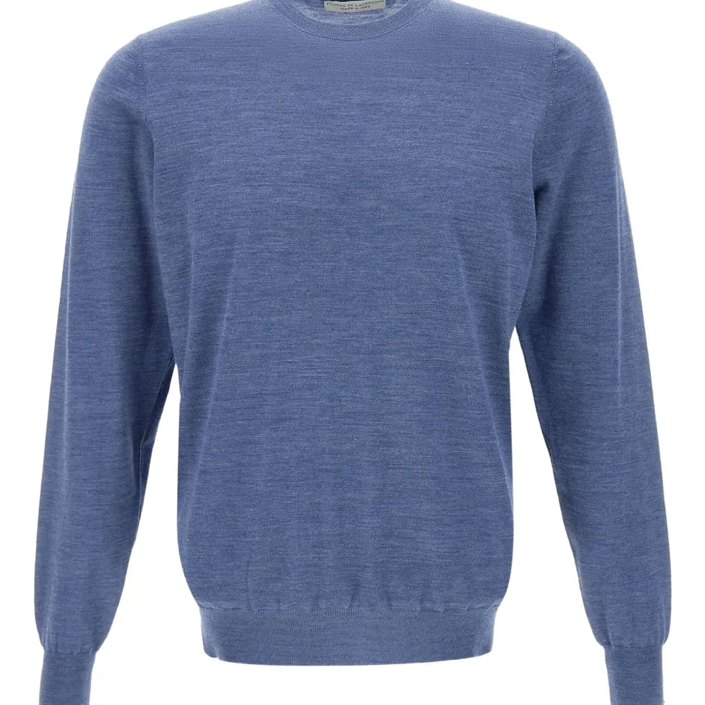 свитер с круглым вырезом