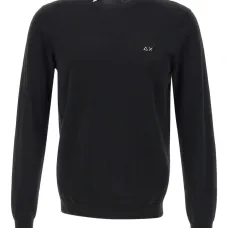 Джемпер с круглым вырезом