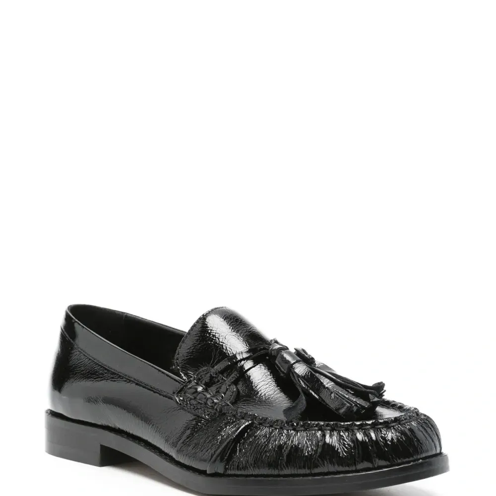 лоферы с кисточками