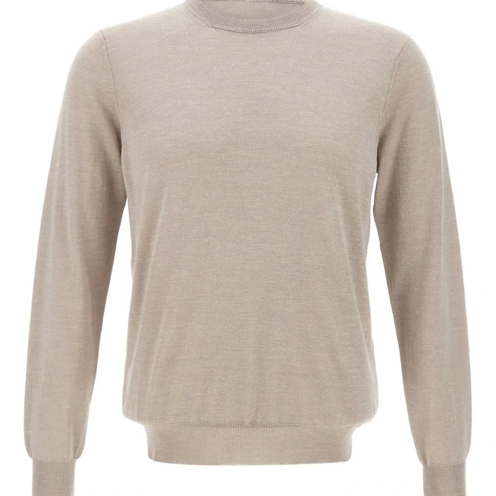 Свитер с длинными рукавами