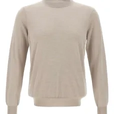 Свитер с длинными рукавами