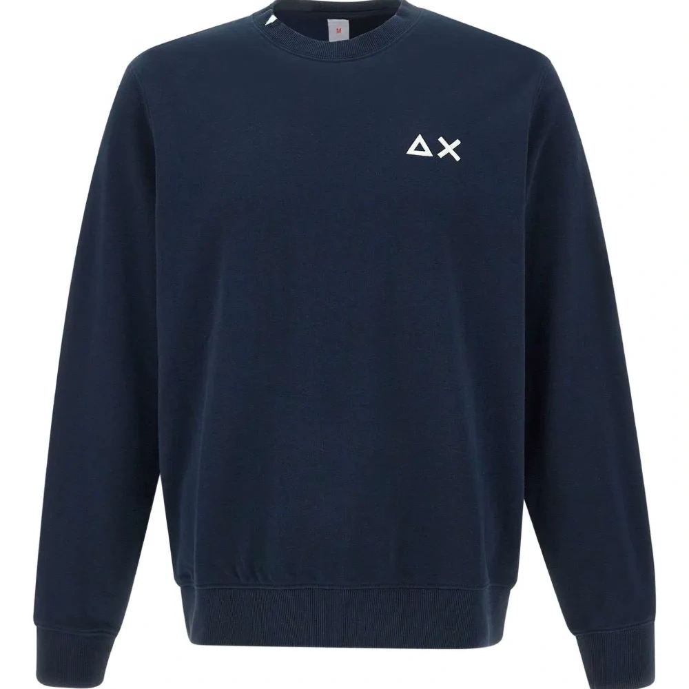 Толстовка с вышитым логотипом