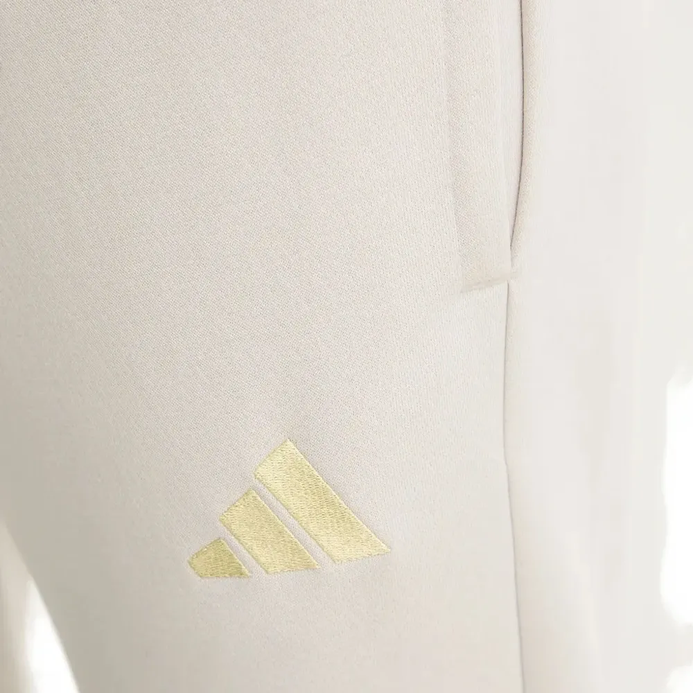 Худи с вышитым логотипом