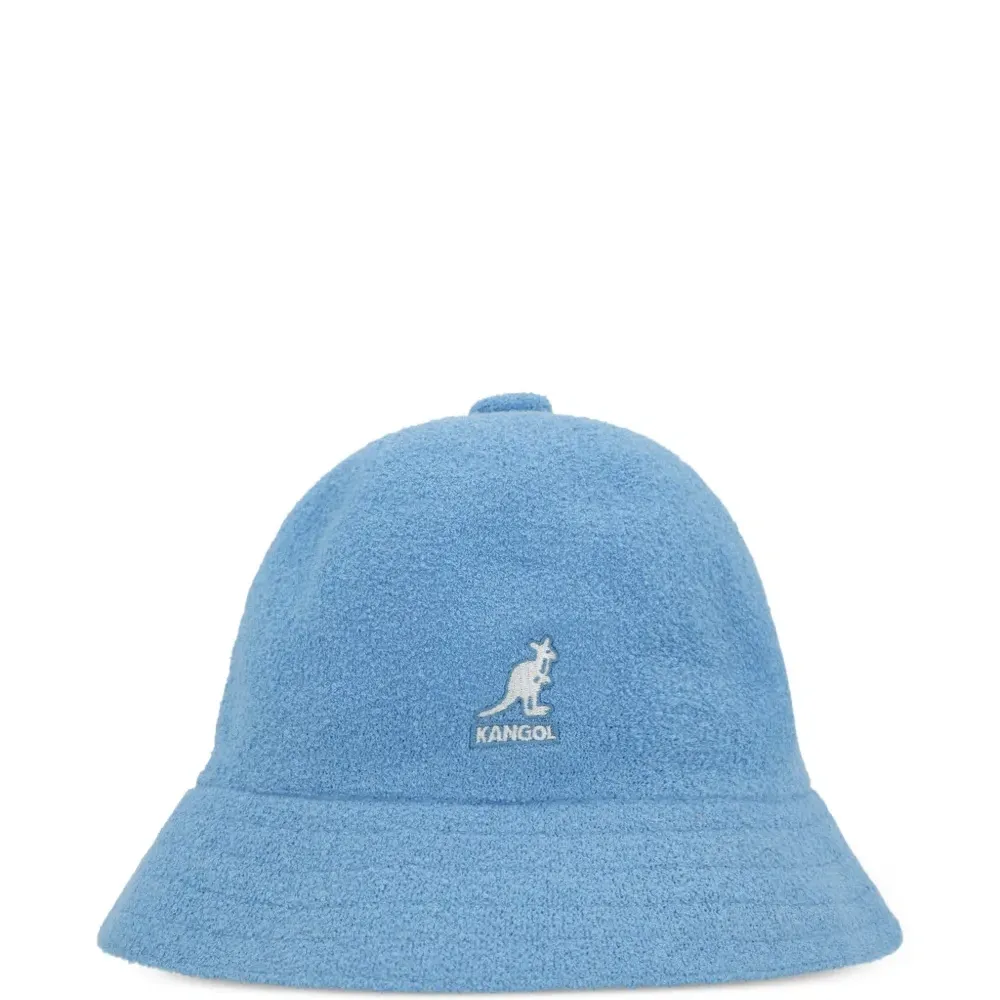 Вышитая панама