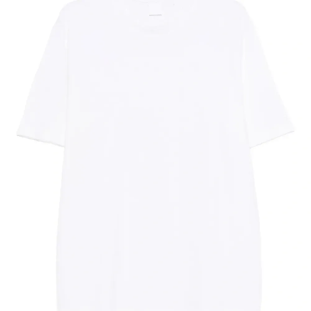 футболка с круглым вырезом