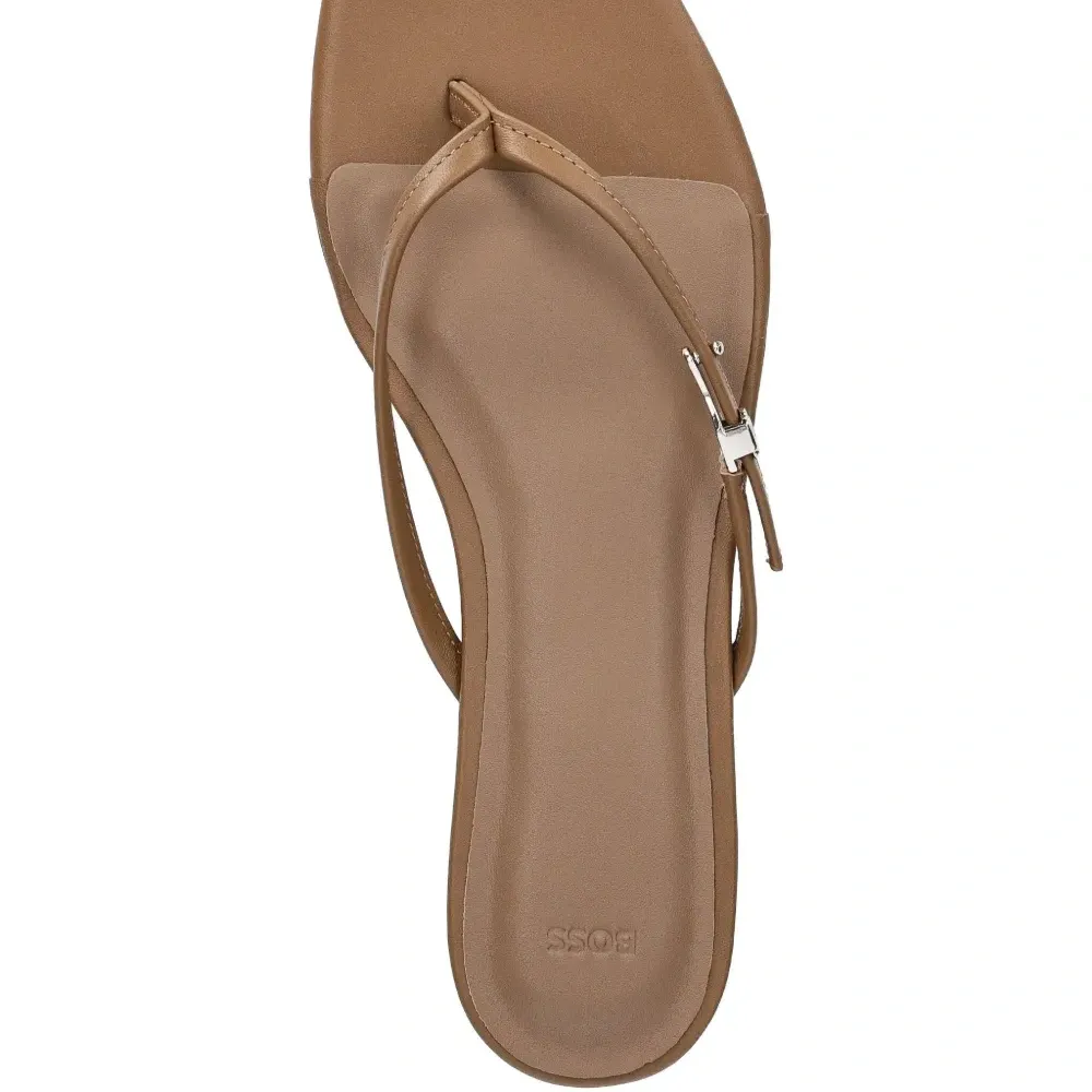 Босоножки с пряжкой и квадратным носком