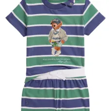 комплект из футболки и полосатых шортов