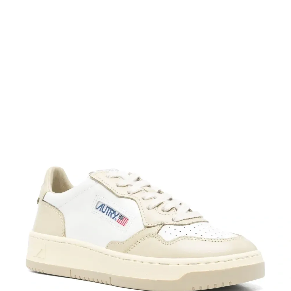 кроссовки Medalist