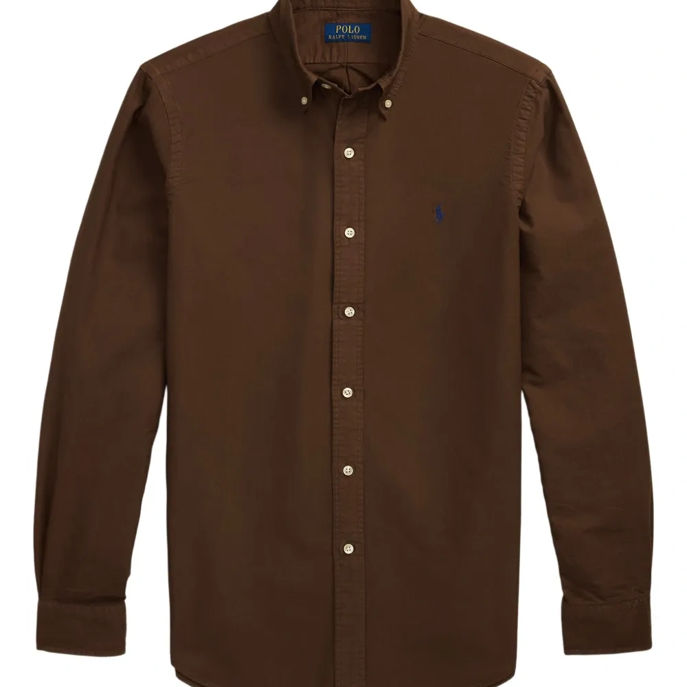 рубашка с воротником на пуговицах