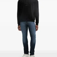 Джинсы с карманами