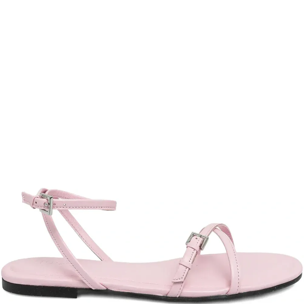 Сандалии с перекрестными ремешками