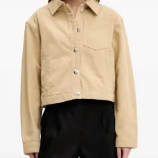 Джинсовая куртка с карманами