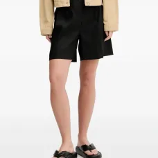 Шорты с завышенной талией и складками