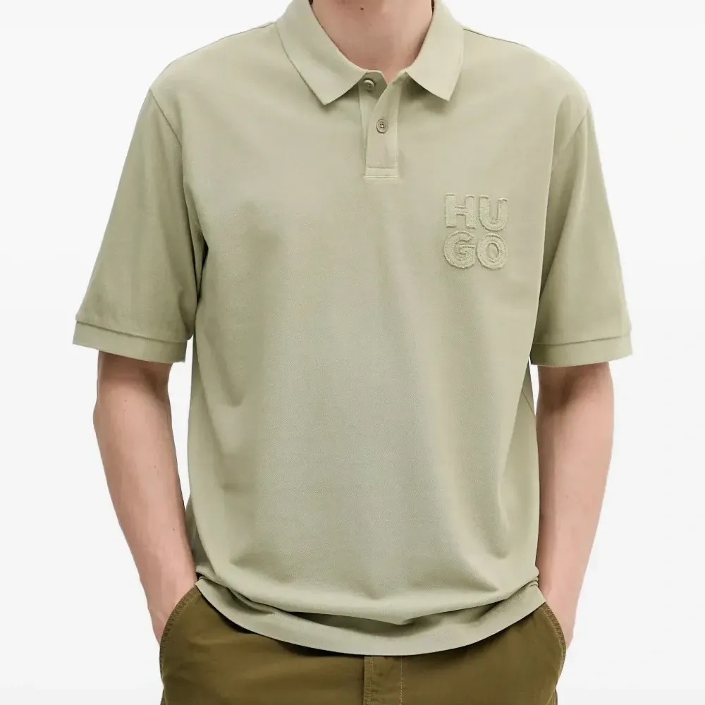 Рубашка поло с вышитым логотипом