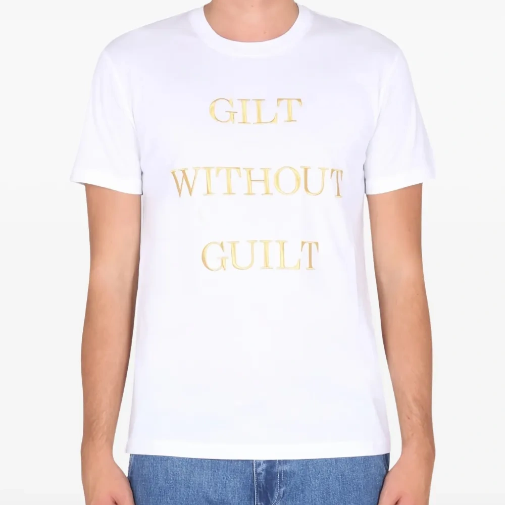 Футболка с вышивкой