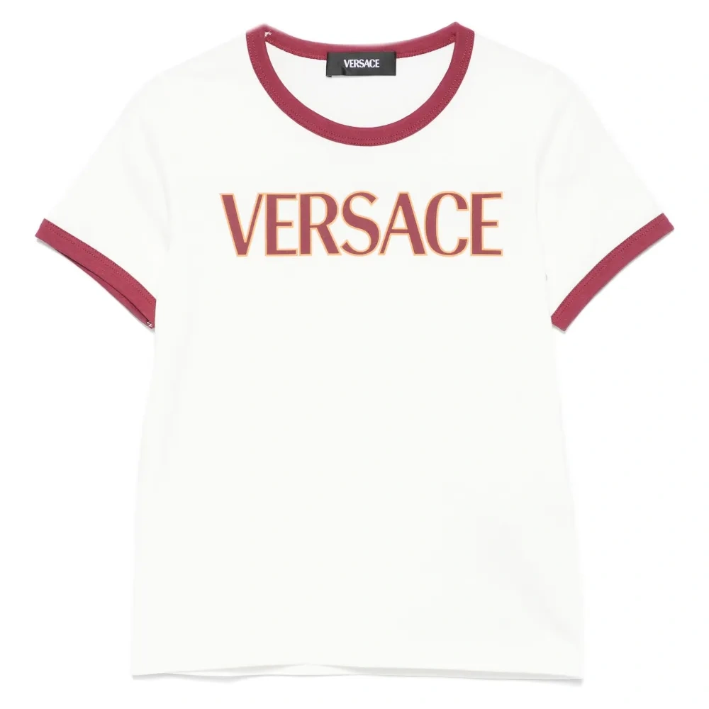 футболка с логотипом