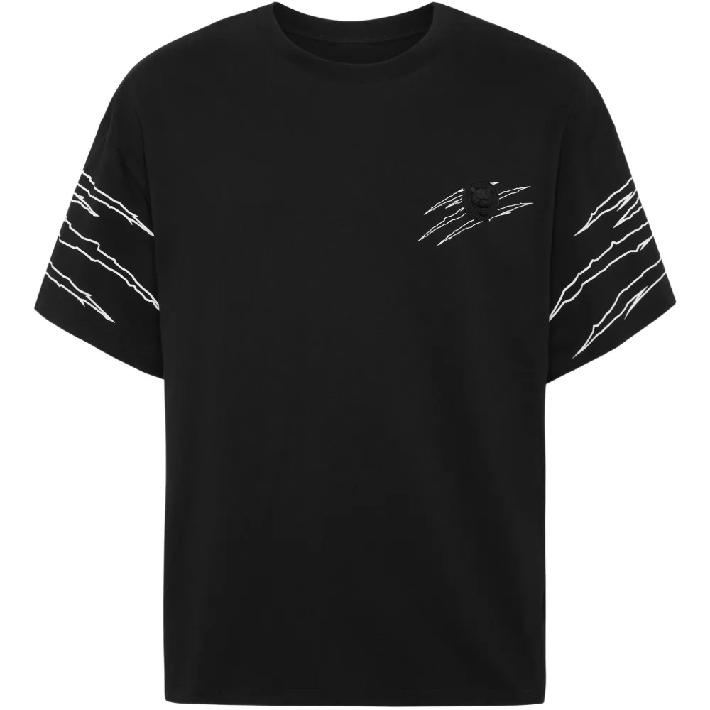 Футболка с декоративной строчкой