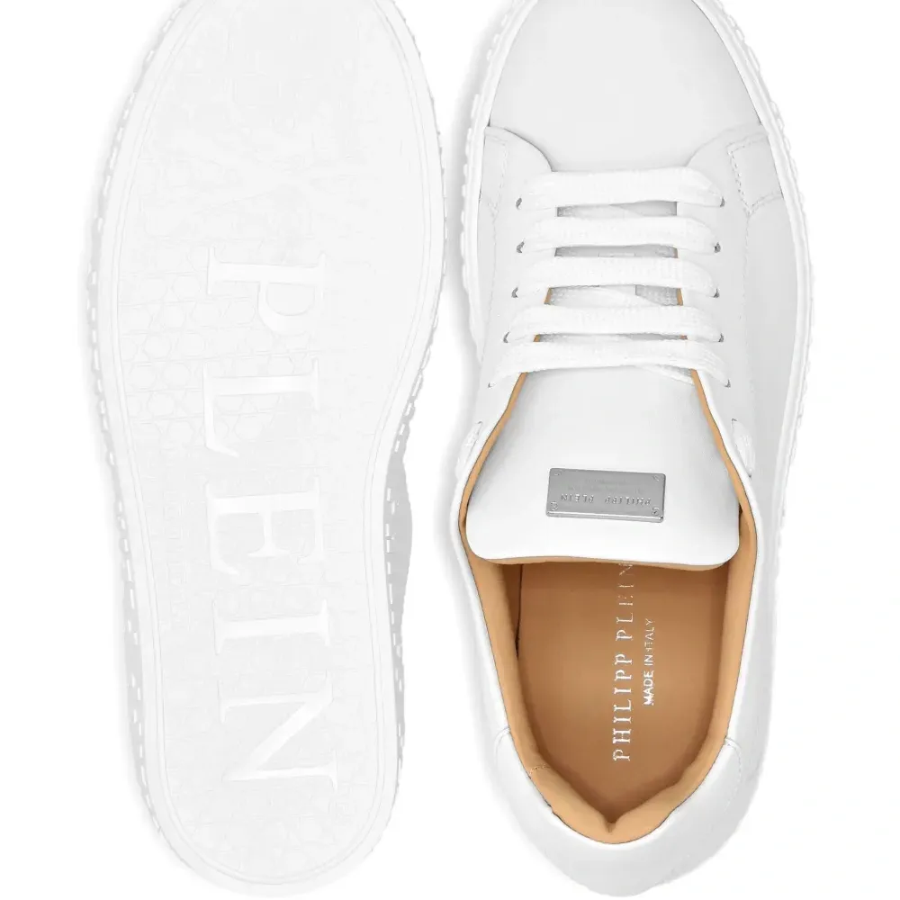 кеды с тиснением