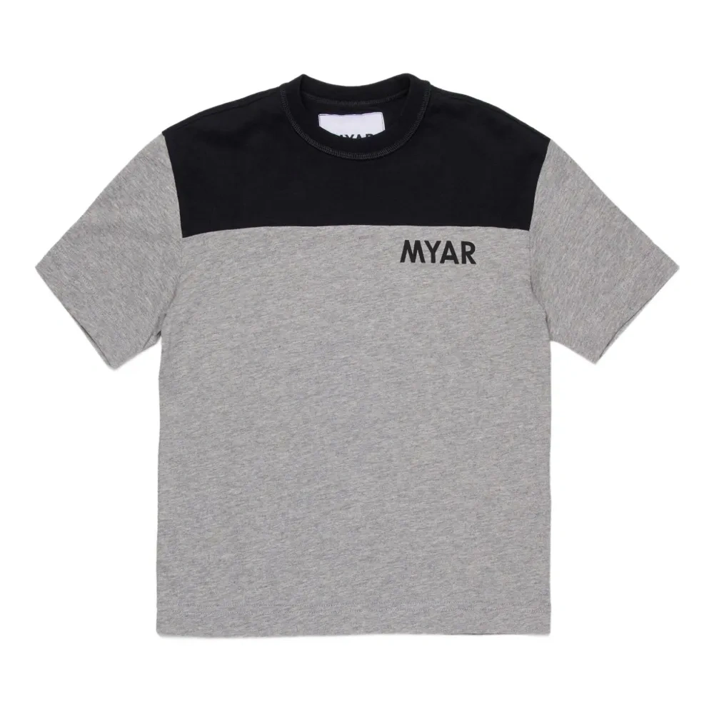 Футболка в двух тонах