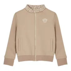 Свитер с вышитым логотипом