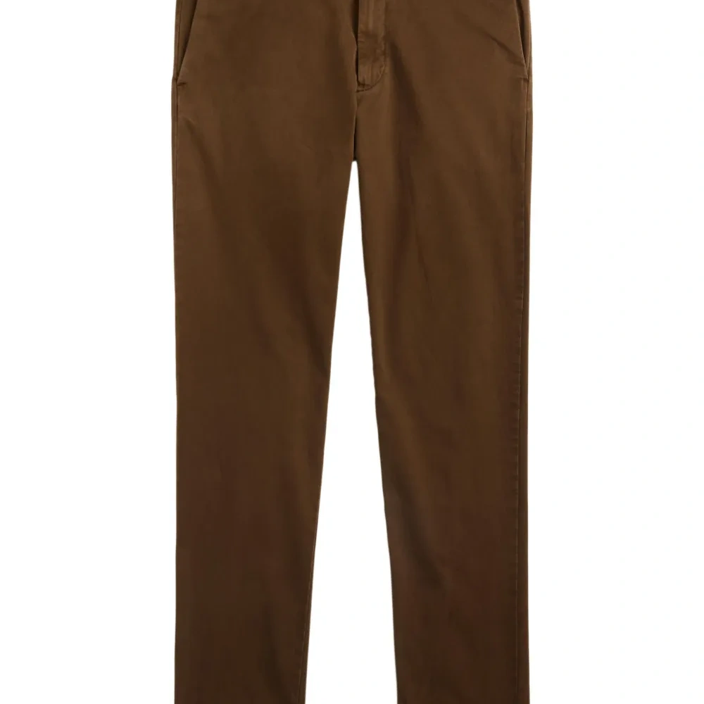 Брюки на плоской подошве