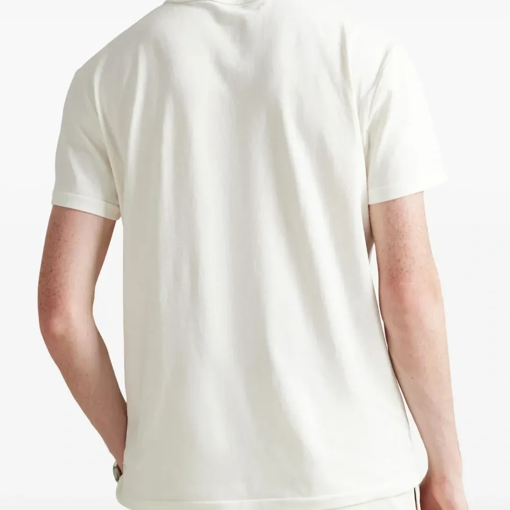 Футболка в полоску Футболка в полоску