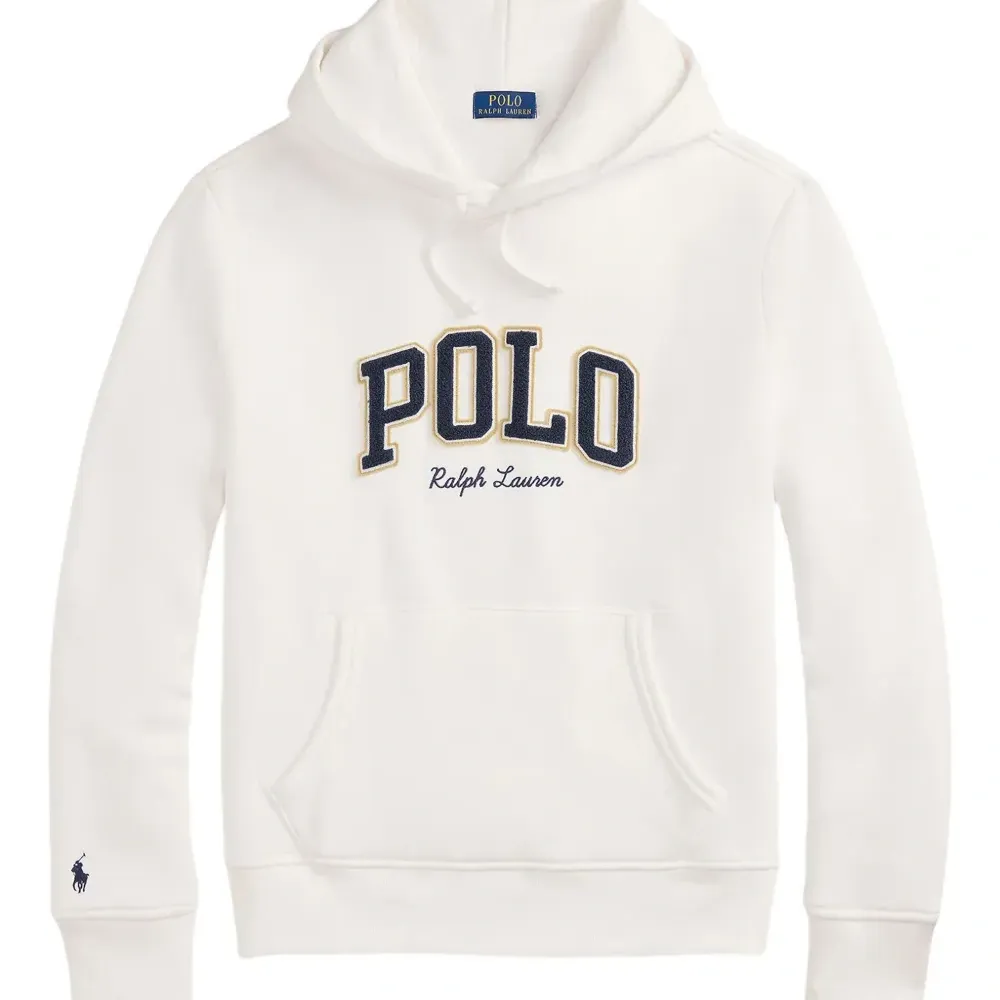 худи с вышитым логотипом