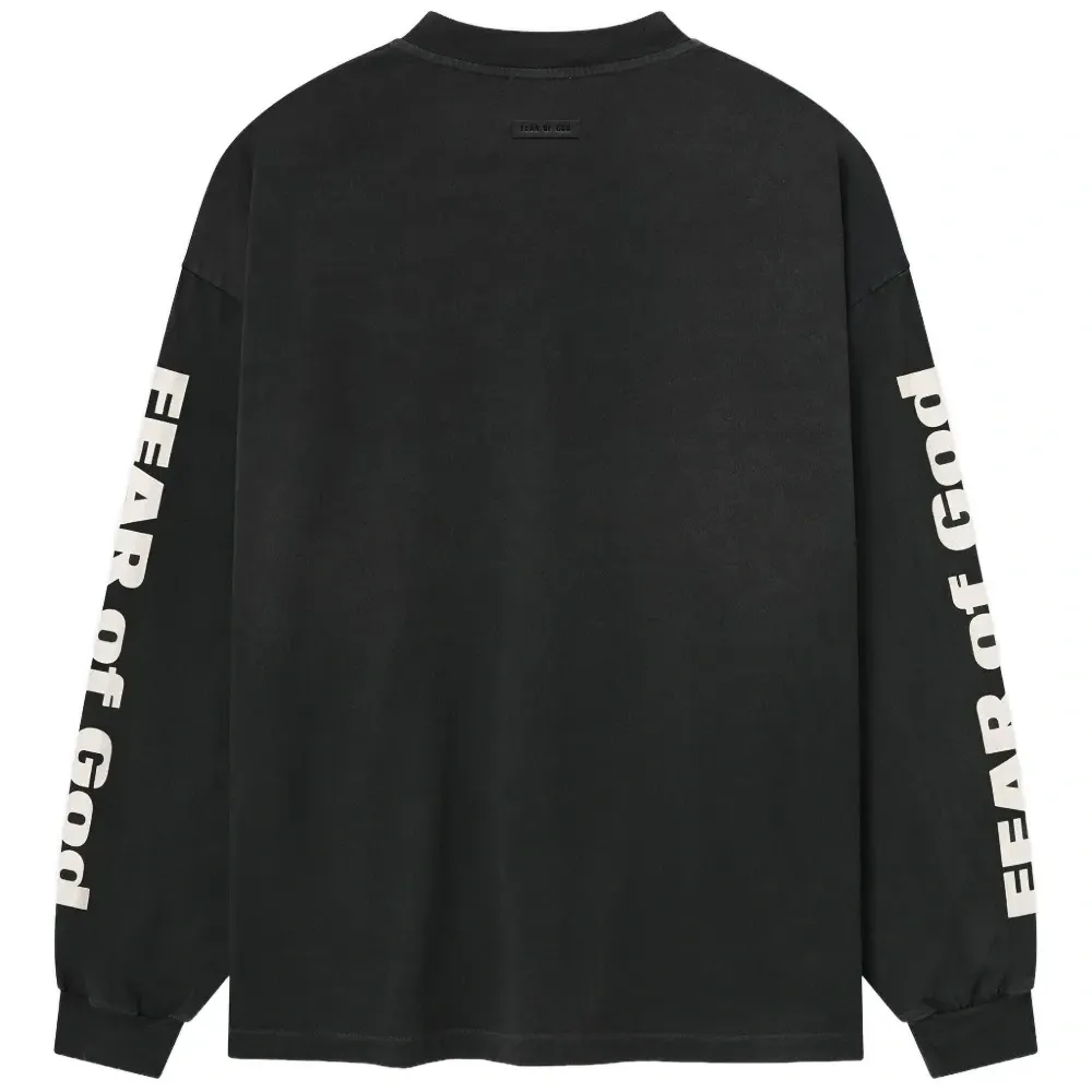 Футболка с длинными рукавами и принтом