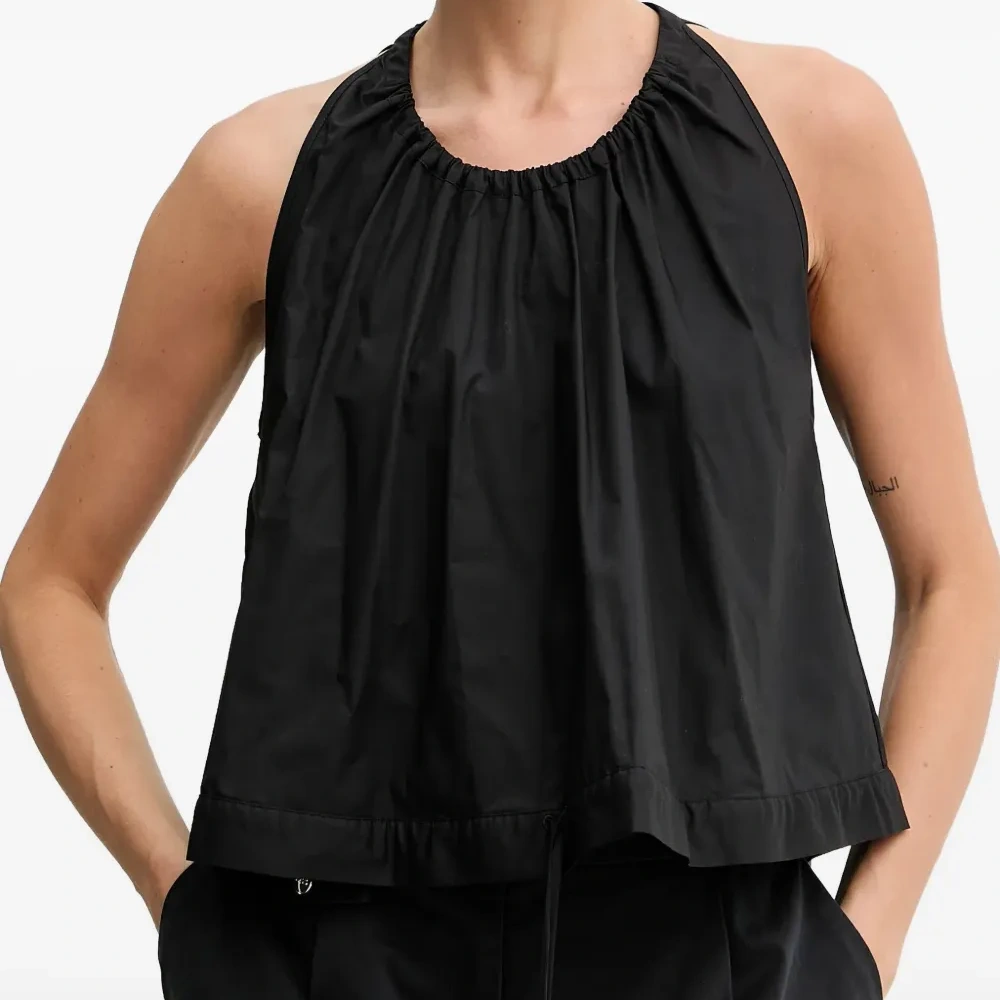 Топ без рукавов со сборками