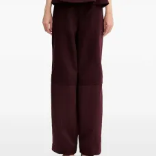 Брюки со швами