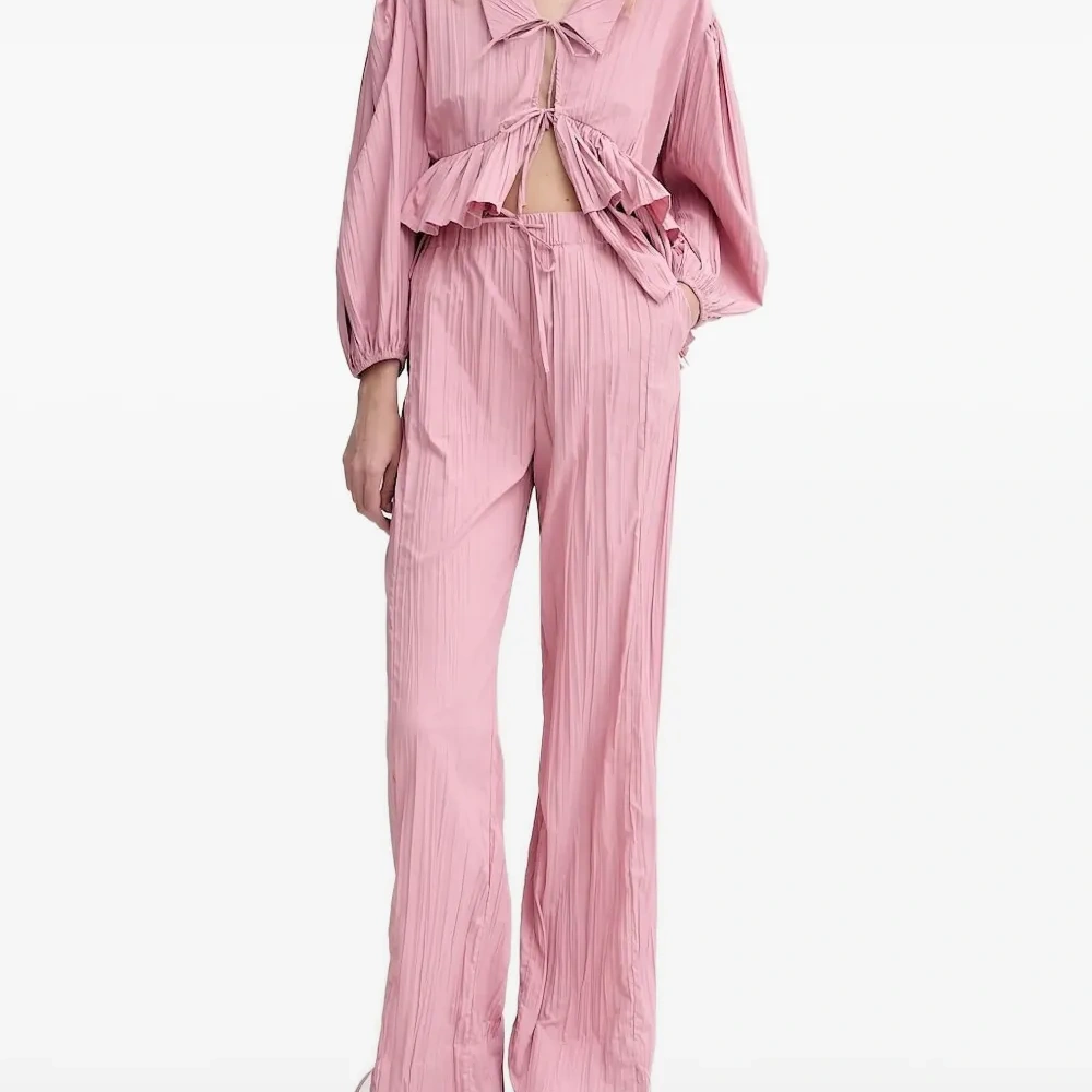 Блузка с оборками