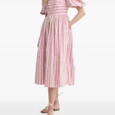 Полосатое платье с объемными рукавами