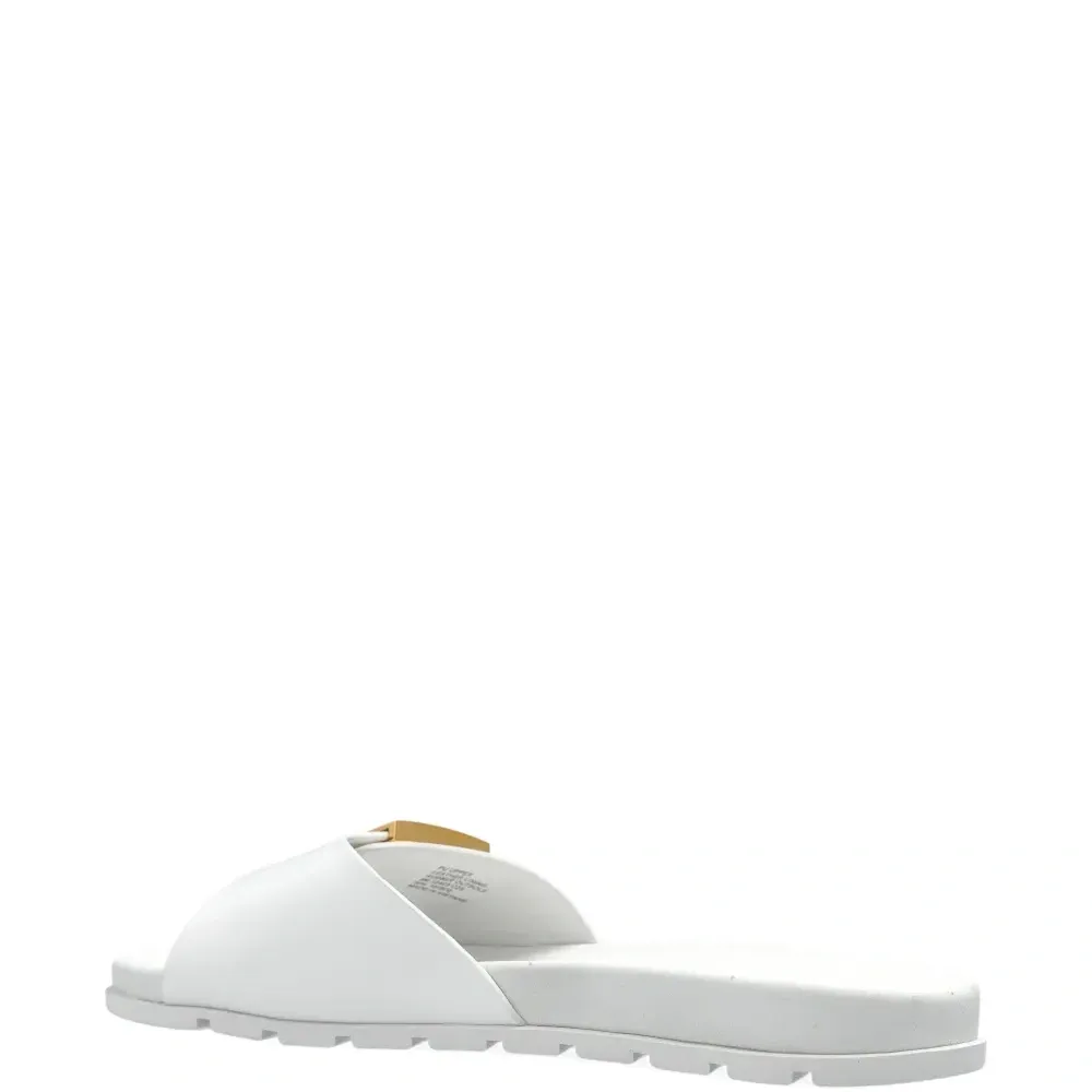 шлепанцы с пряжками