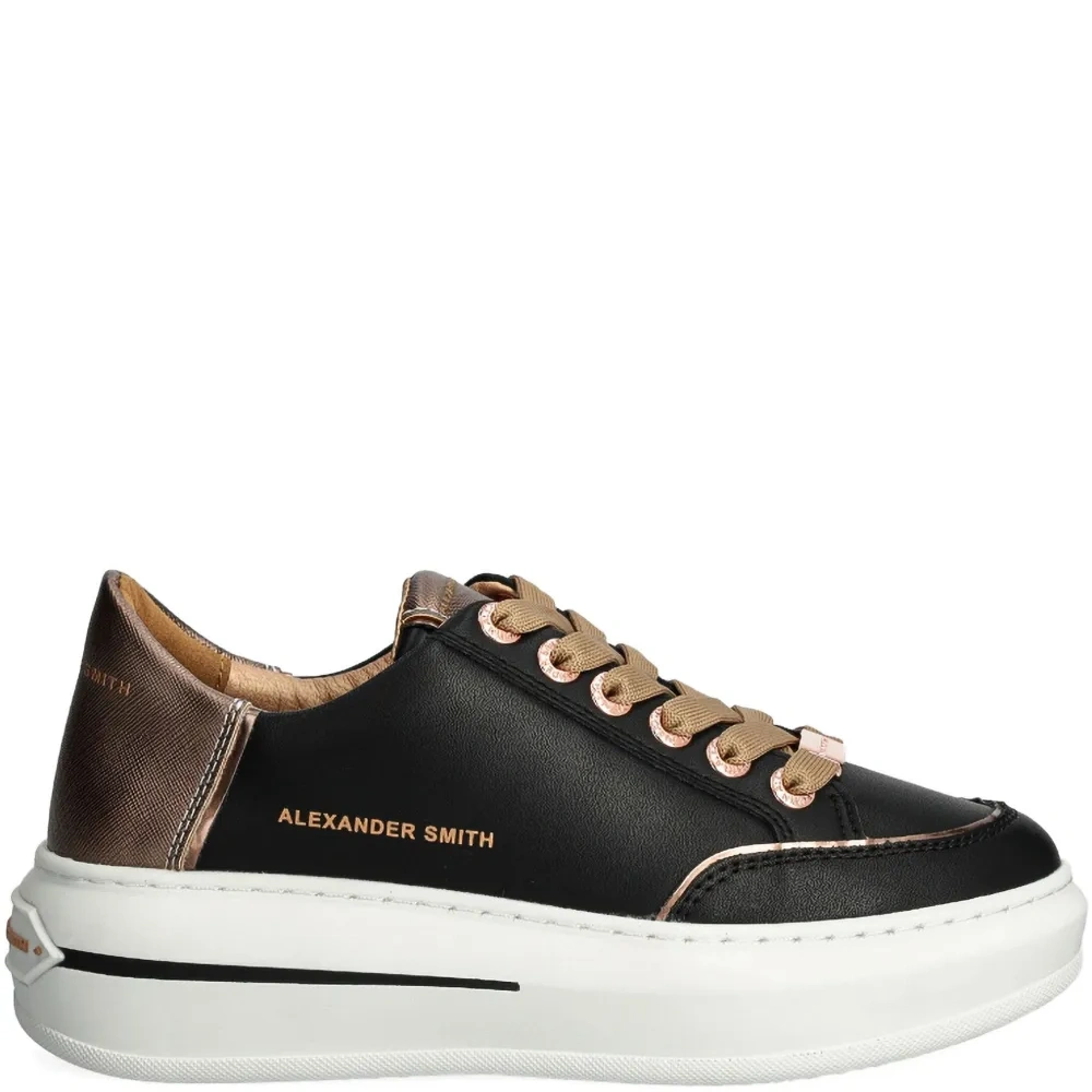 Кроссовки на платформе