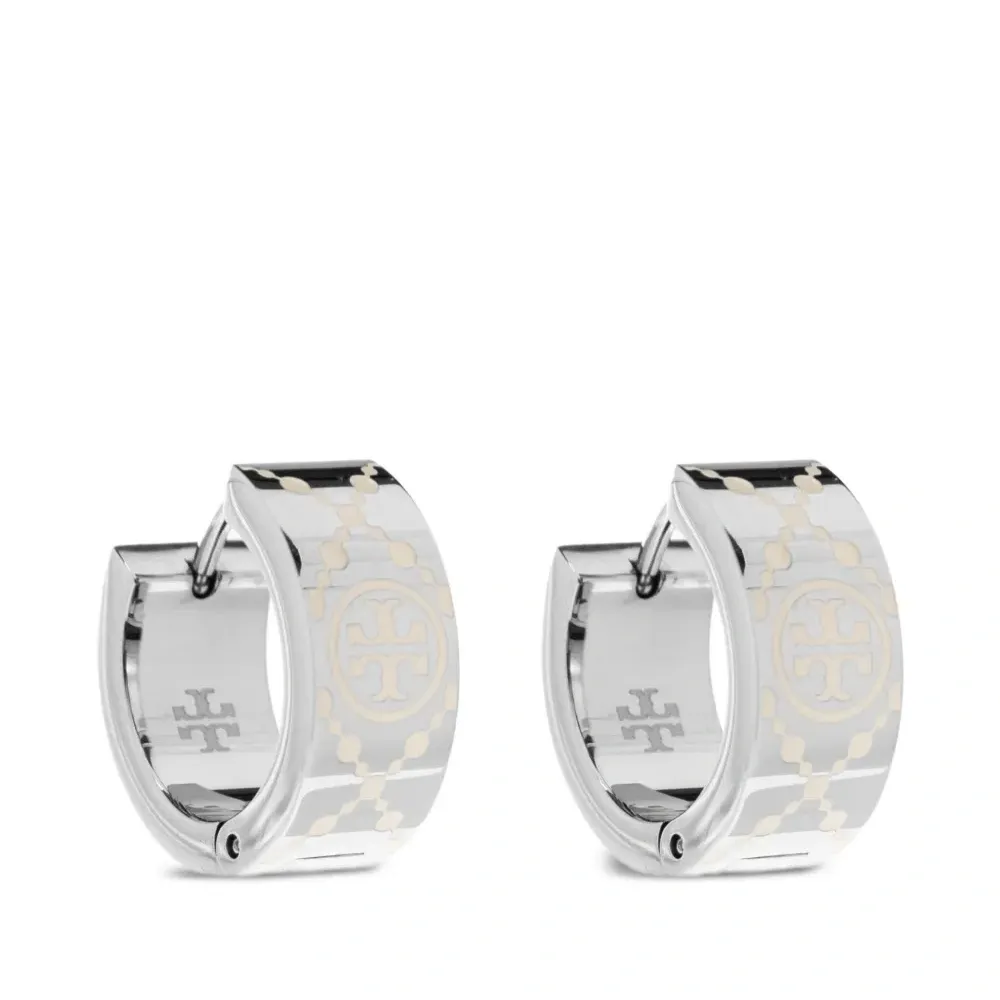 серьги с логотипом