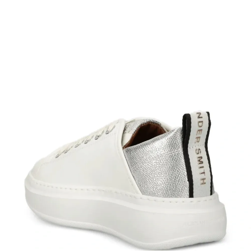 Кроссовки Wembley с эффектом металлик