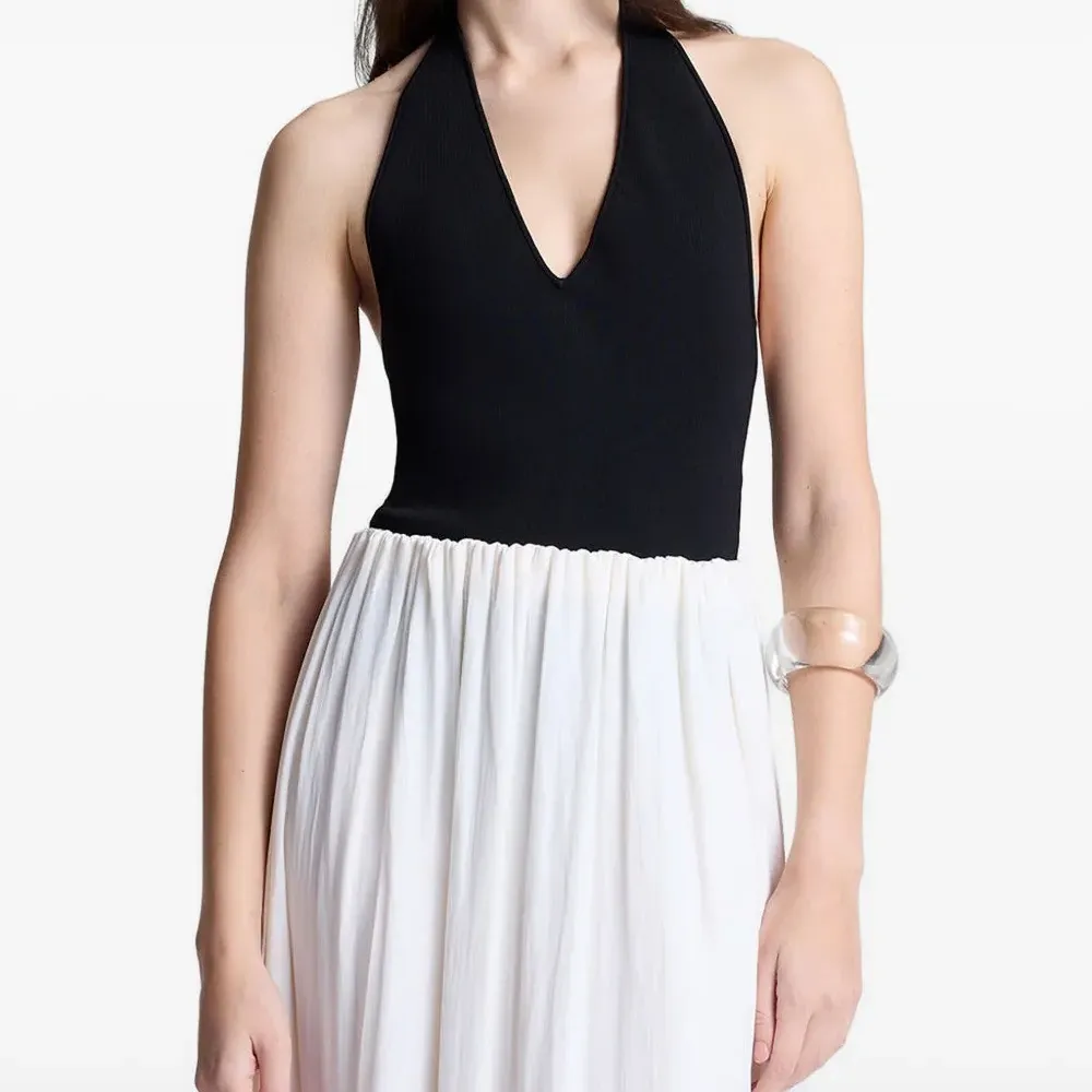 Боди Lila с вырезом халтер Боди Lila с вырезом халтер