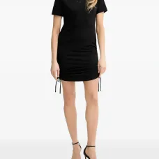 Платье мини с кулиской и вышивкой Платье мини с кулиской и вышивкой