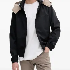 Куртка с контрастным капюшоном Куртка с контрастным капюшоном