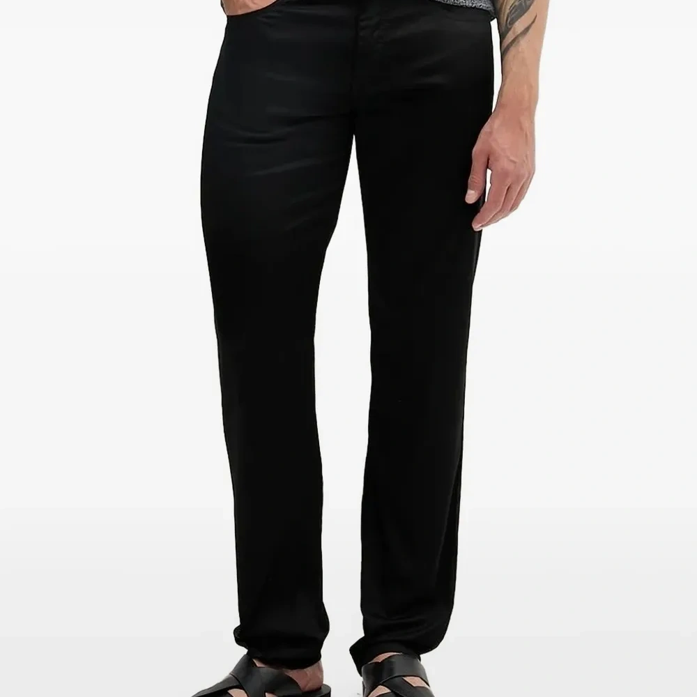 Прямые брюки с нашивкой-логотипом