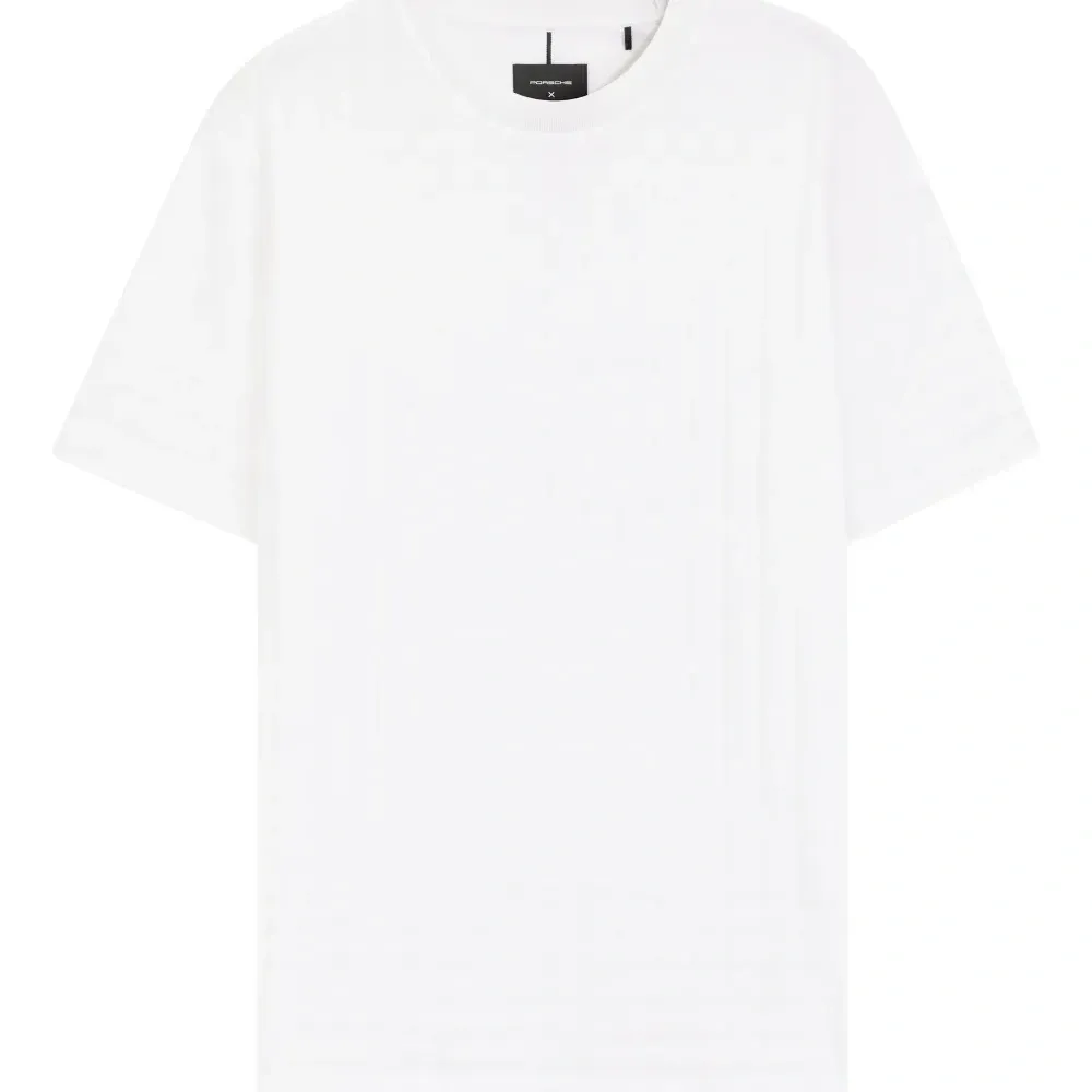 Футболка с круглым вырезом